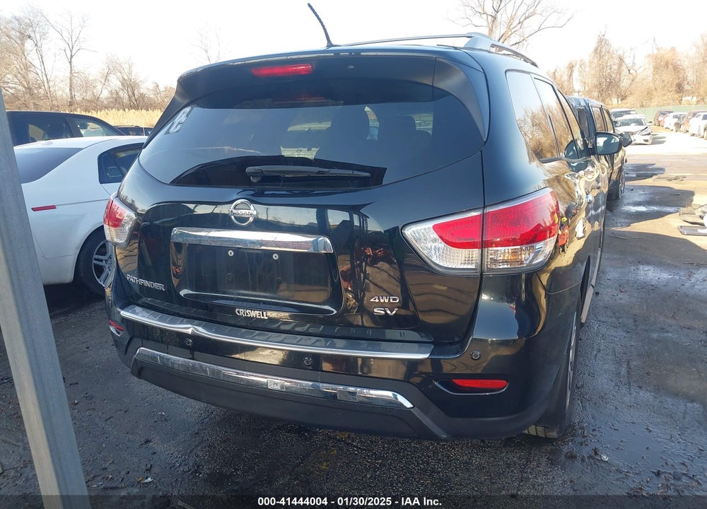 2015 NISSAN PATHFINDER VIN: 5N1AR2MM5FC685912