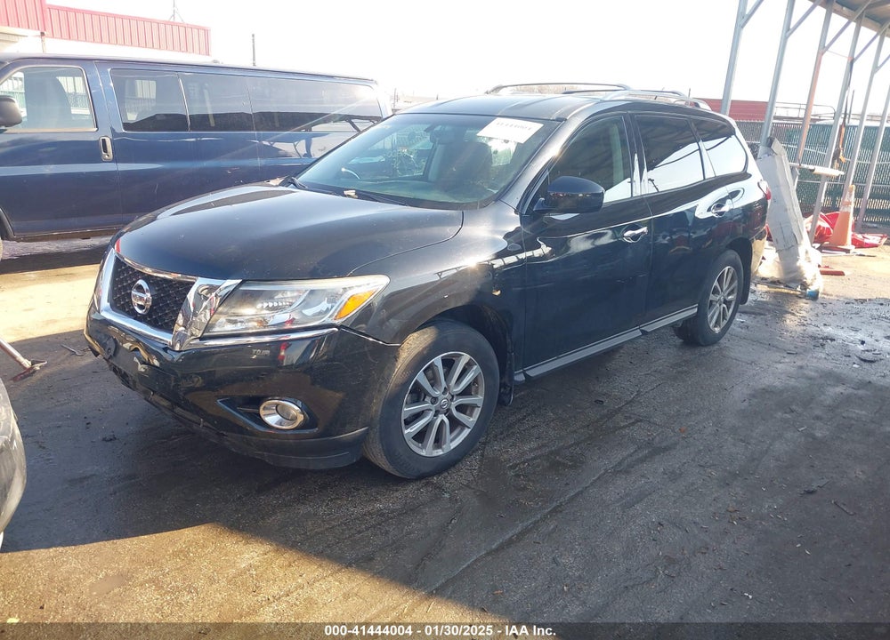 2015 NISSAN PATHFINDER VIN: 5N1AR2MM5FC685912