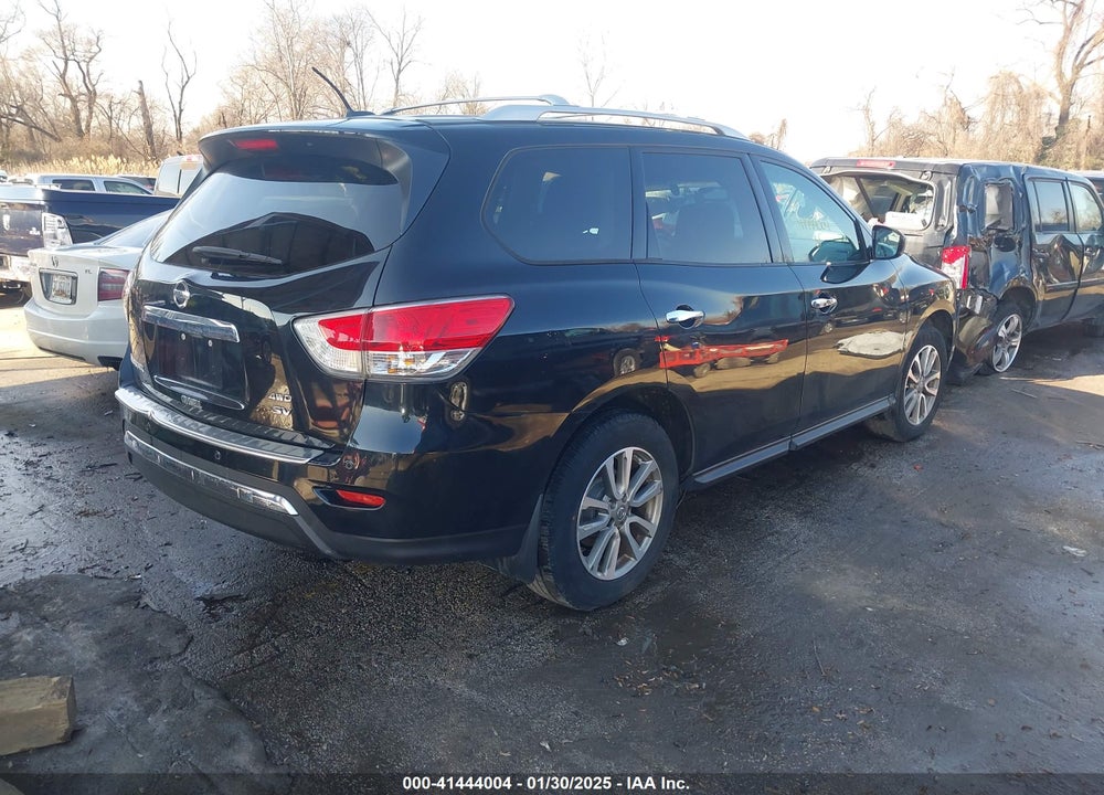 2015 NISSAN PATHFINDER VIN: 5N1AR2MM5FC685912