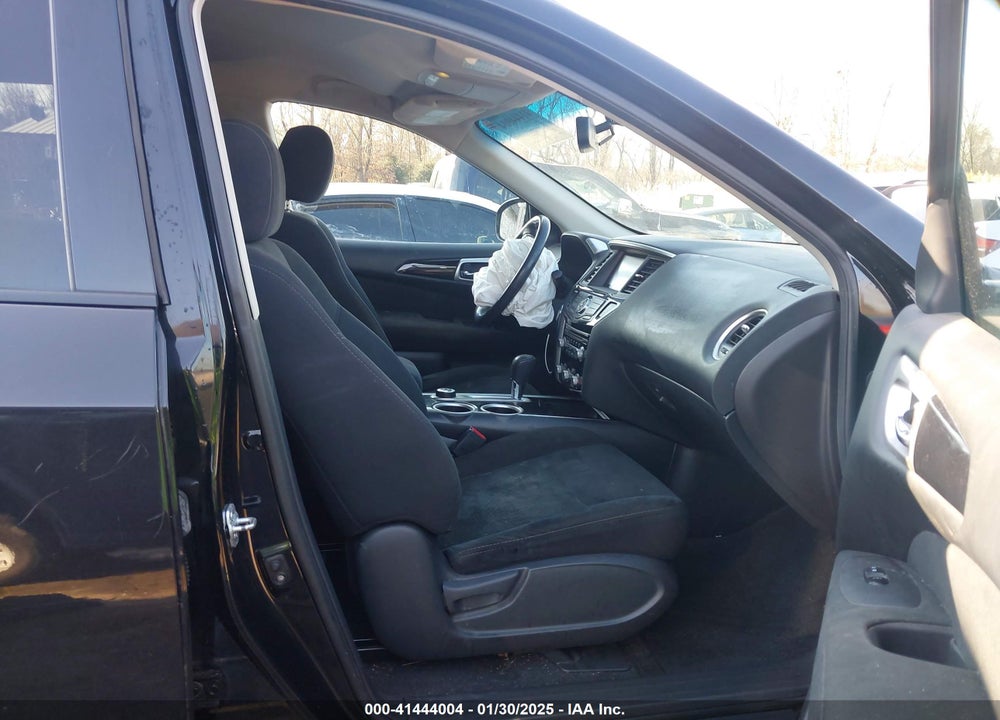 2015 NISSAN PATHFINDER VIN: 5N1AR2MM5FC685912