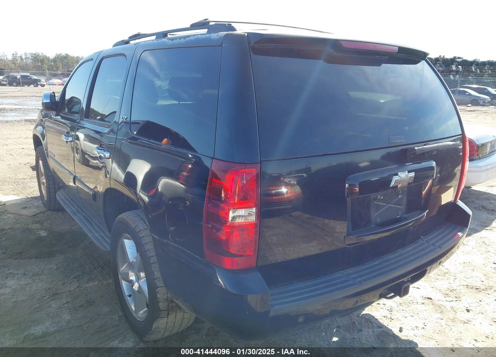 2008 CHEVROLET TAHOE LTZ VIN: 1GNFK13028J184036