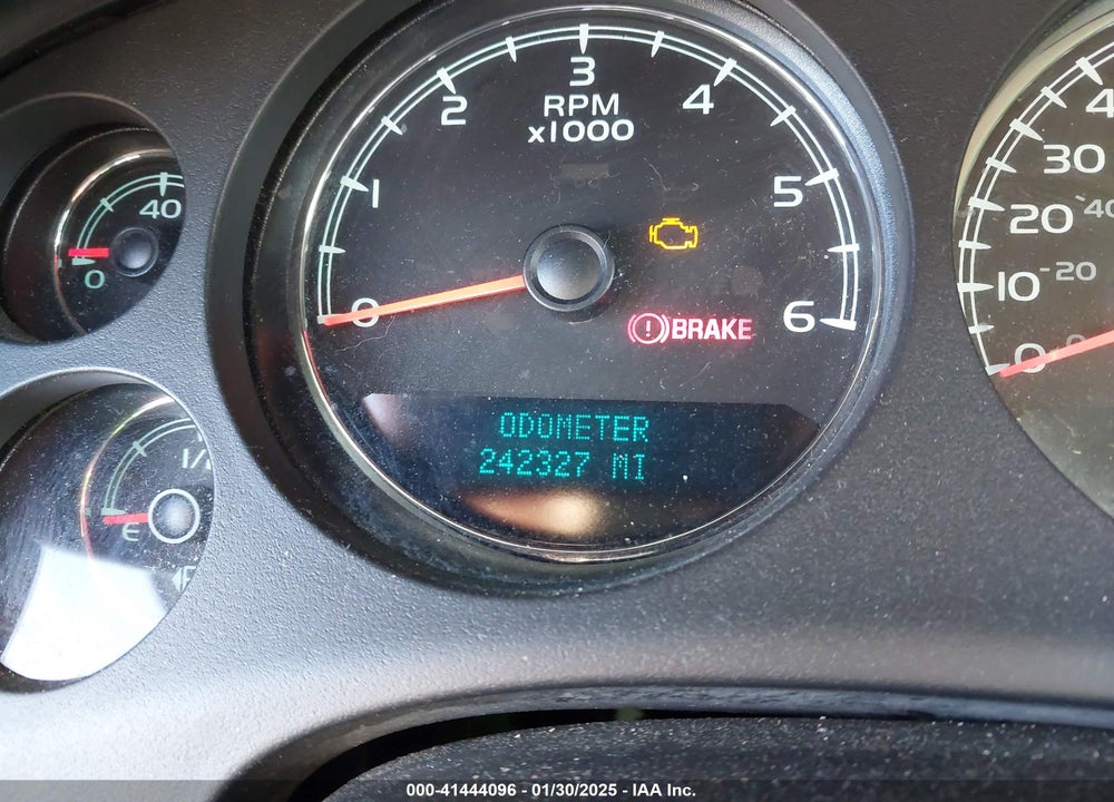 2008 CHEVROLET TAHOE LTZ VIN: 1GNFK13028J184036