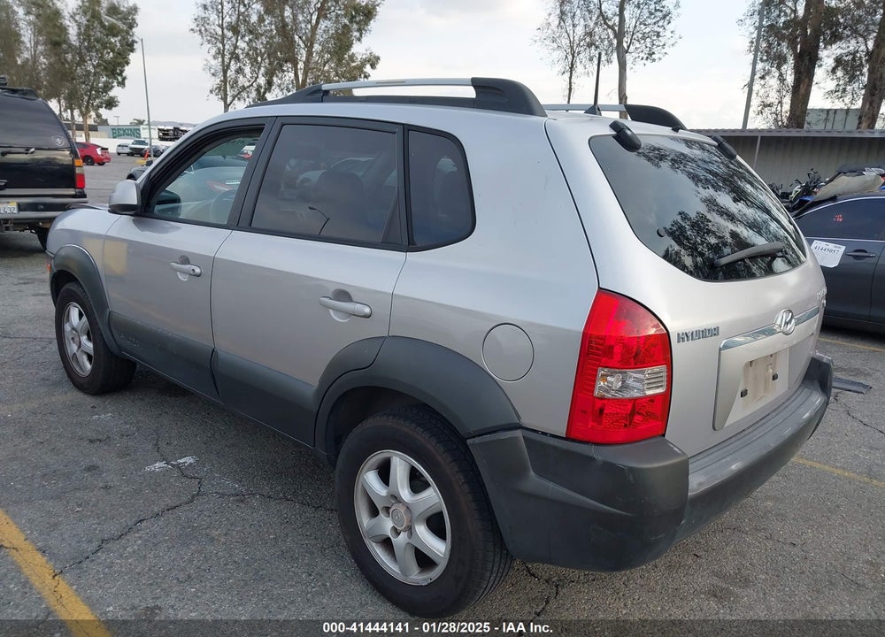 2005 HYUNDAI TUCSON GLS/LX VIN: KM8JN12D85U111449