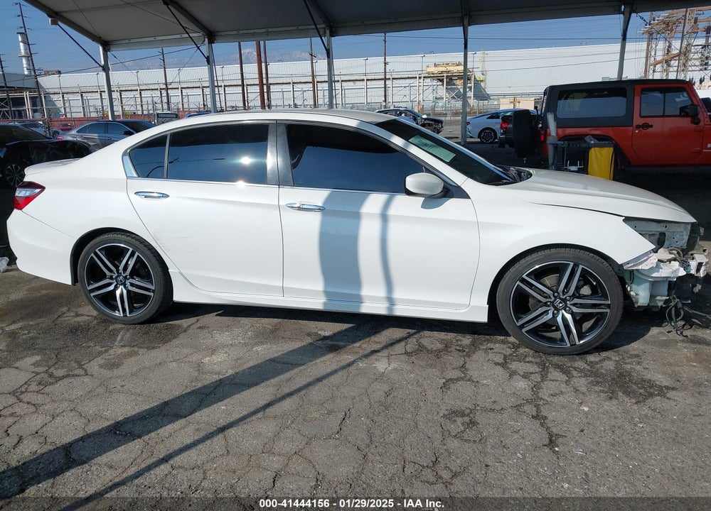 2016 HONDA ACCORD VIN: 1HGCR2F54GA206512