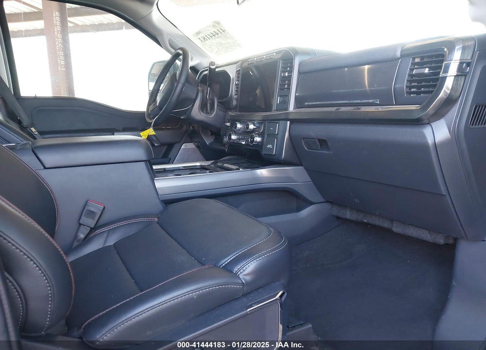 2024 FORD F-250 LARIAT VIN: 1FT8W2BT5REE93940