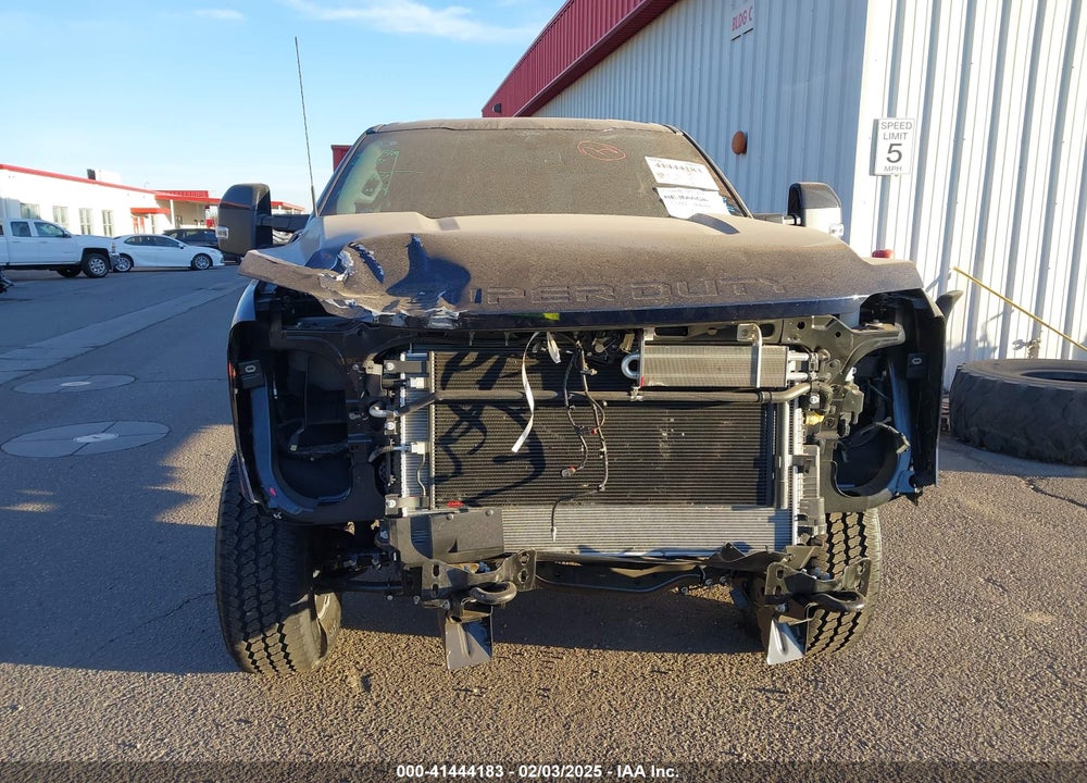 2024 FORD F-250 LARIAT VIN: 1FT8W2BT5REE93940