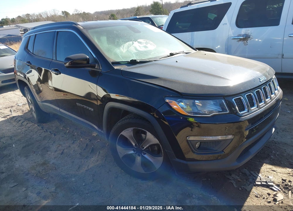 2018 JEEP COMPASS LATITUDE FWD VIN: 3C4NJCBB4JT194426