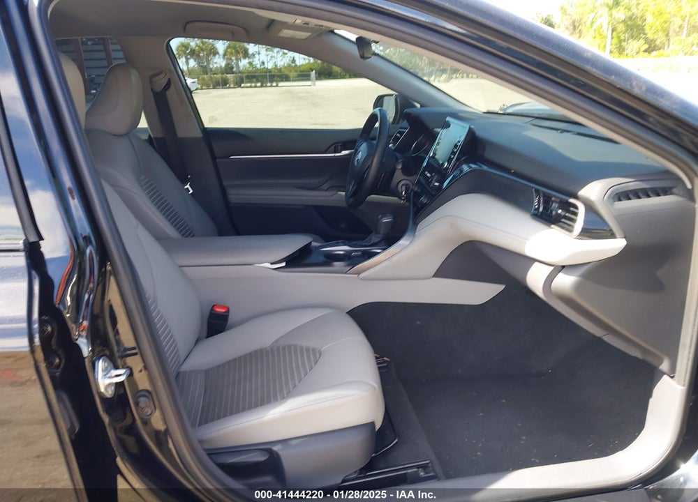 2022 TOYOTA CAMRY VIN: 4T1G11AK2NU623746