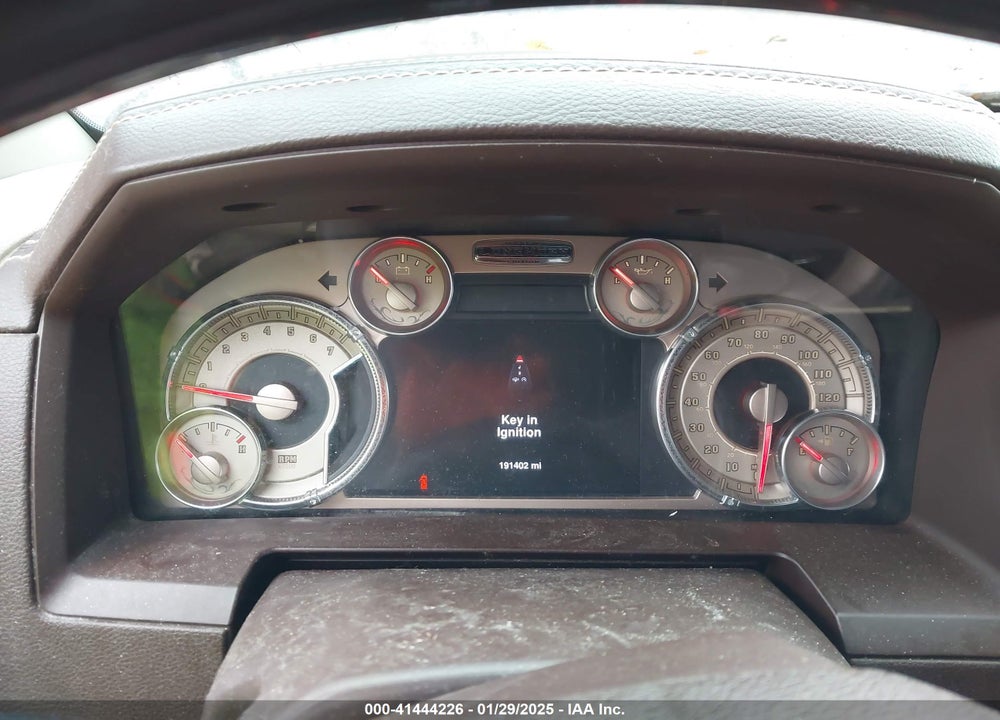 2013 RAM 1500 VIN: 1C6RR6PT2DS647775