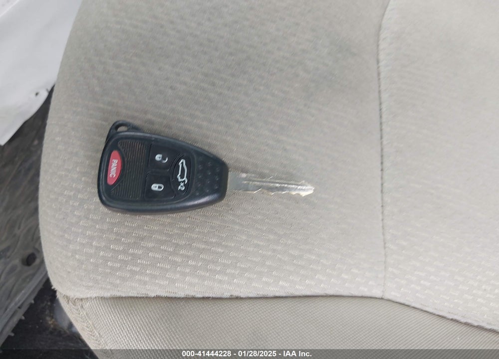 2012 CHRYSLER 200 VIN: 1C3CCBBB7CN226739