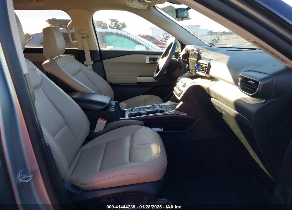 2020 FORD EXPLORER XLT VIN: 1FMSK8DHXLGC86979