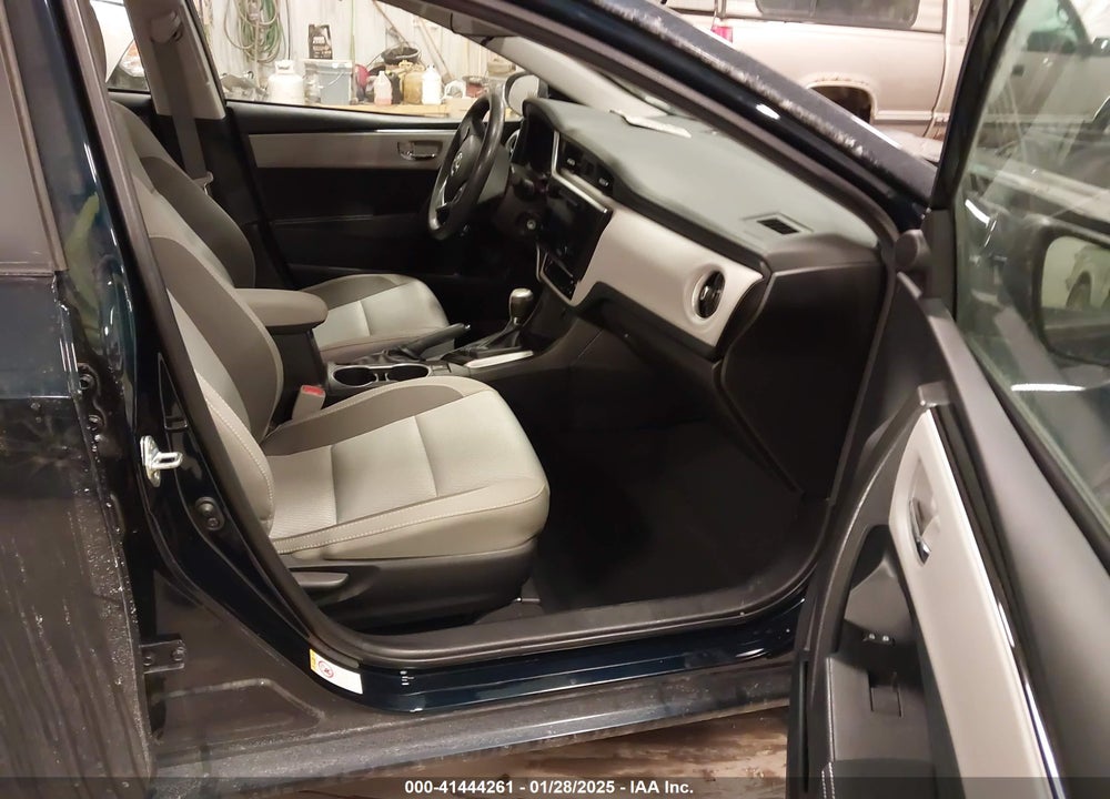 2019 TOYOTA COROLLA VIN: 2T1BURHE5KC171515
