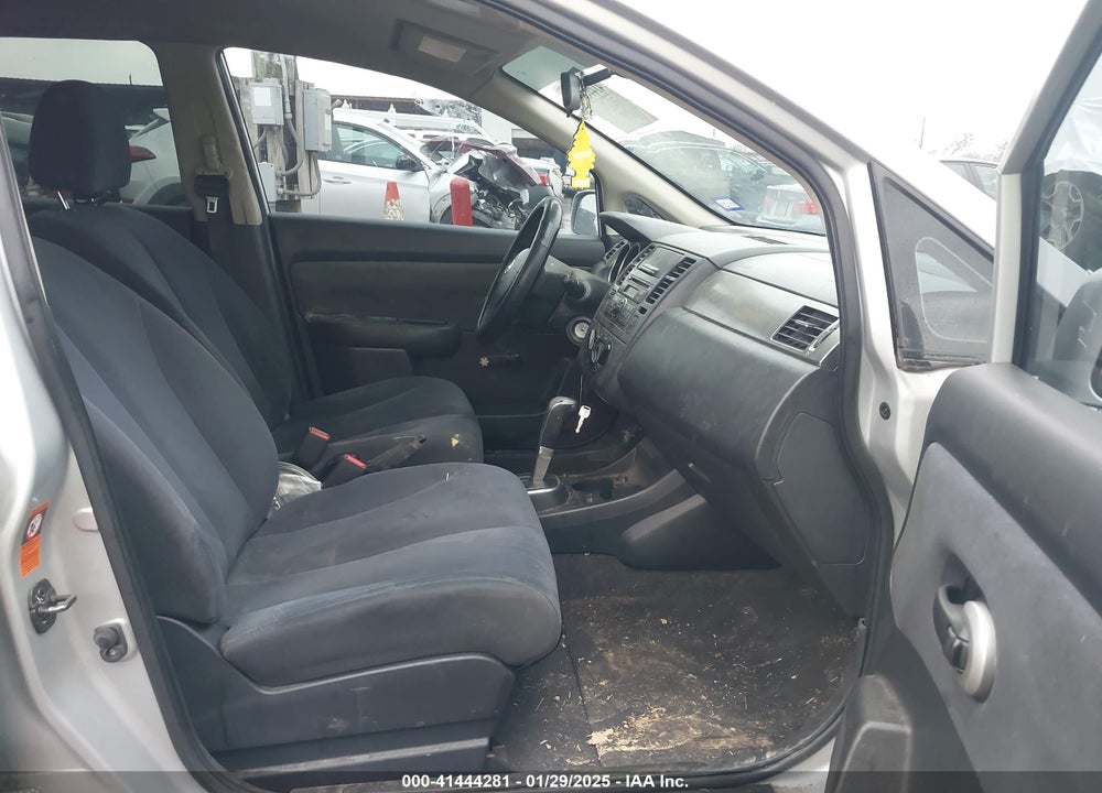 2008 NISSAN VERSA VIN: 3N1BC13E48L401260