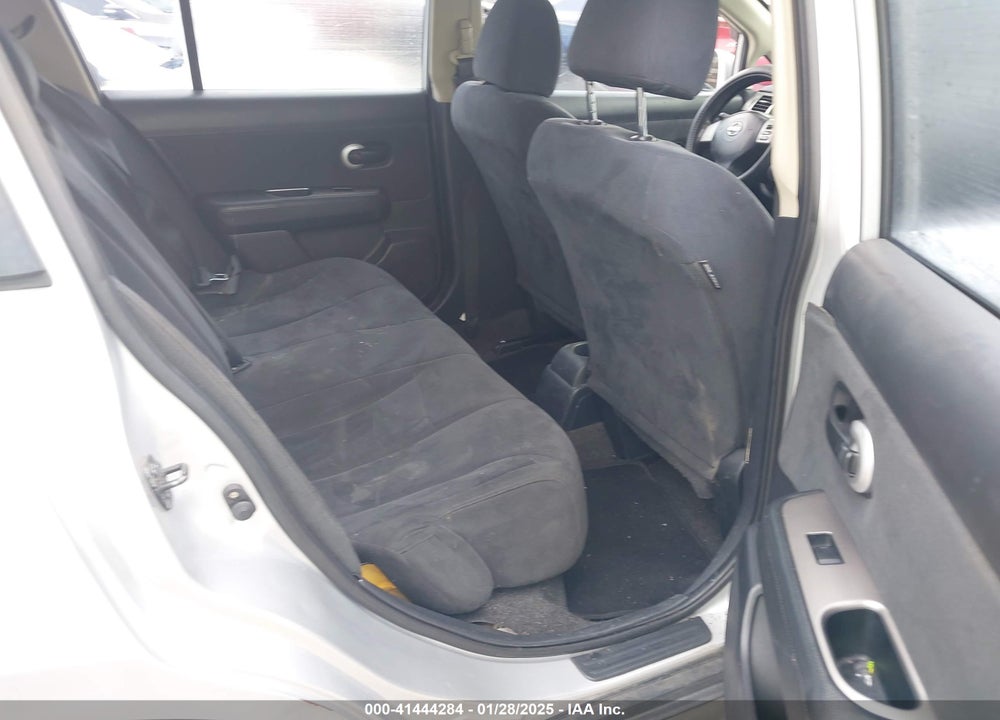 2008 NISSAN VERSA VIN: 3N1BC13E68L375051