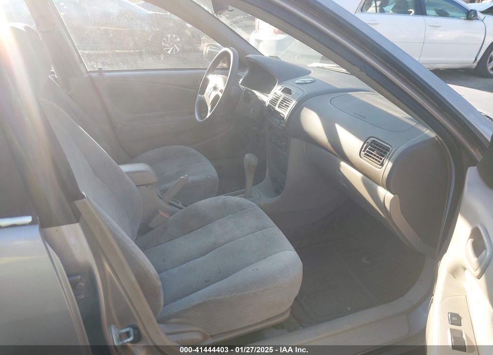 2001 TOYOTA COROLLA LE VIN: 2T1BR12EX1C389072