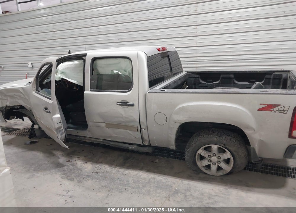 2011 GMC SIERRA VIN: 3GTP2VE33BG253174