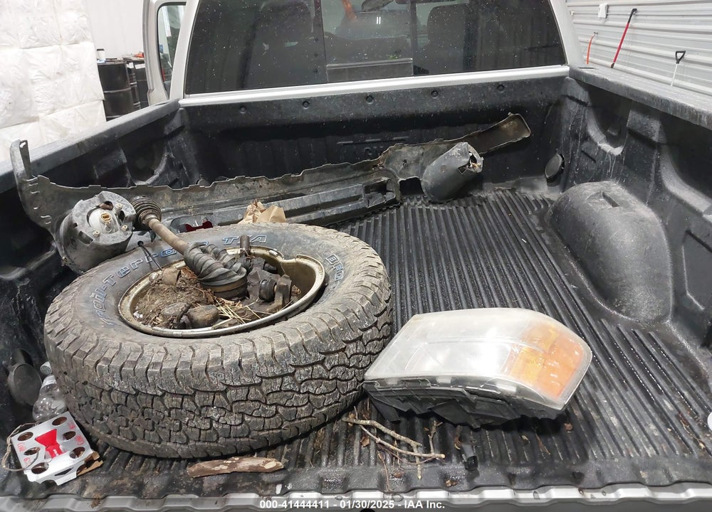 2011 GMC SIERRA VIN: 3GTP2VE33BG253174