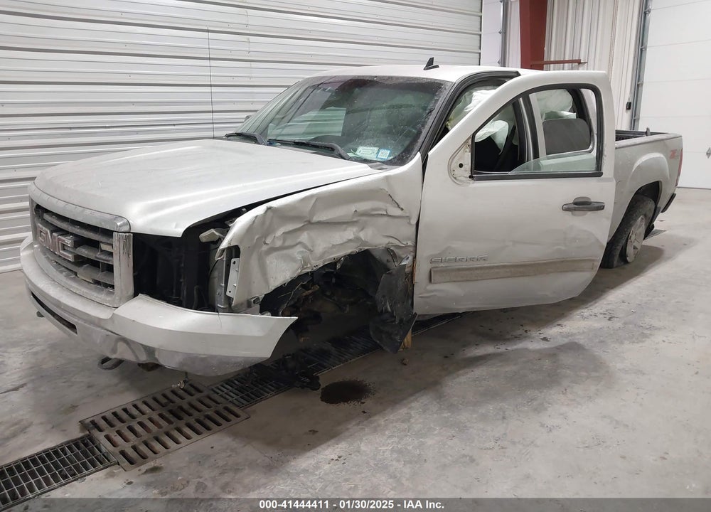 2011 GMC SIERRA VIN: 3GTP2VE33BG253174