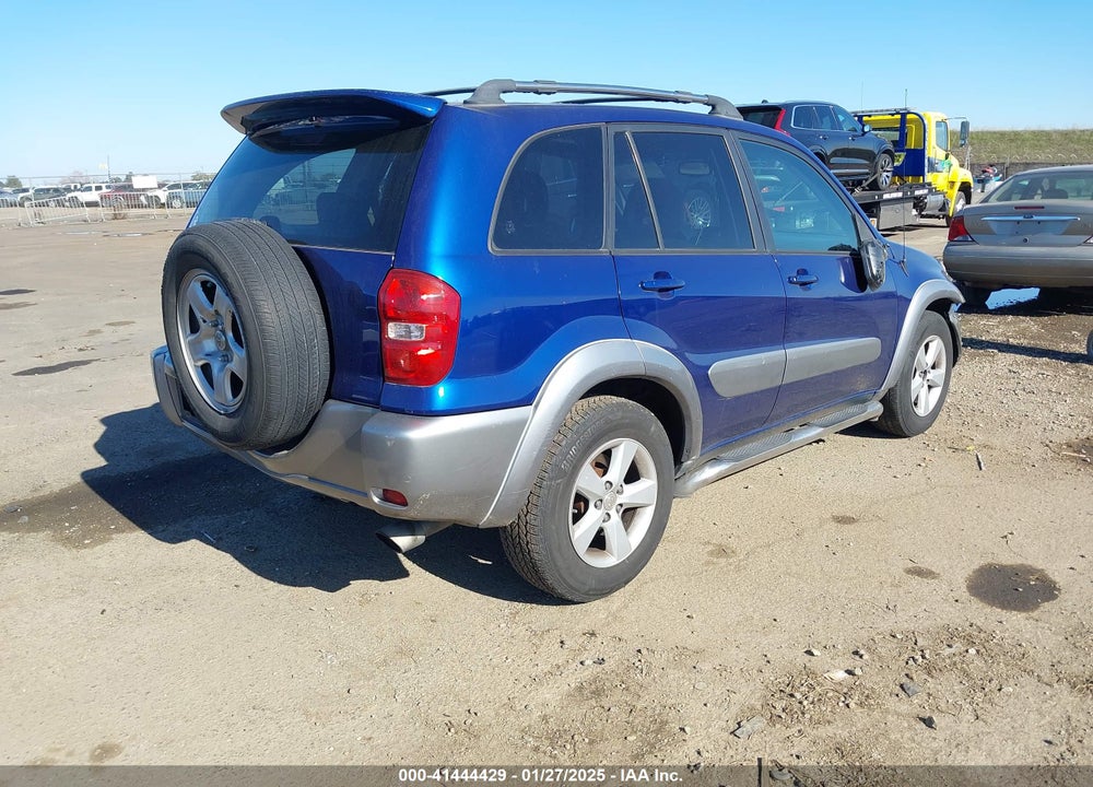 2005 TOYOTA RAV4 VIN: JTEGD20V750084136