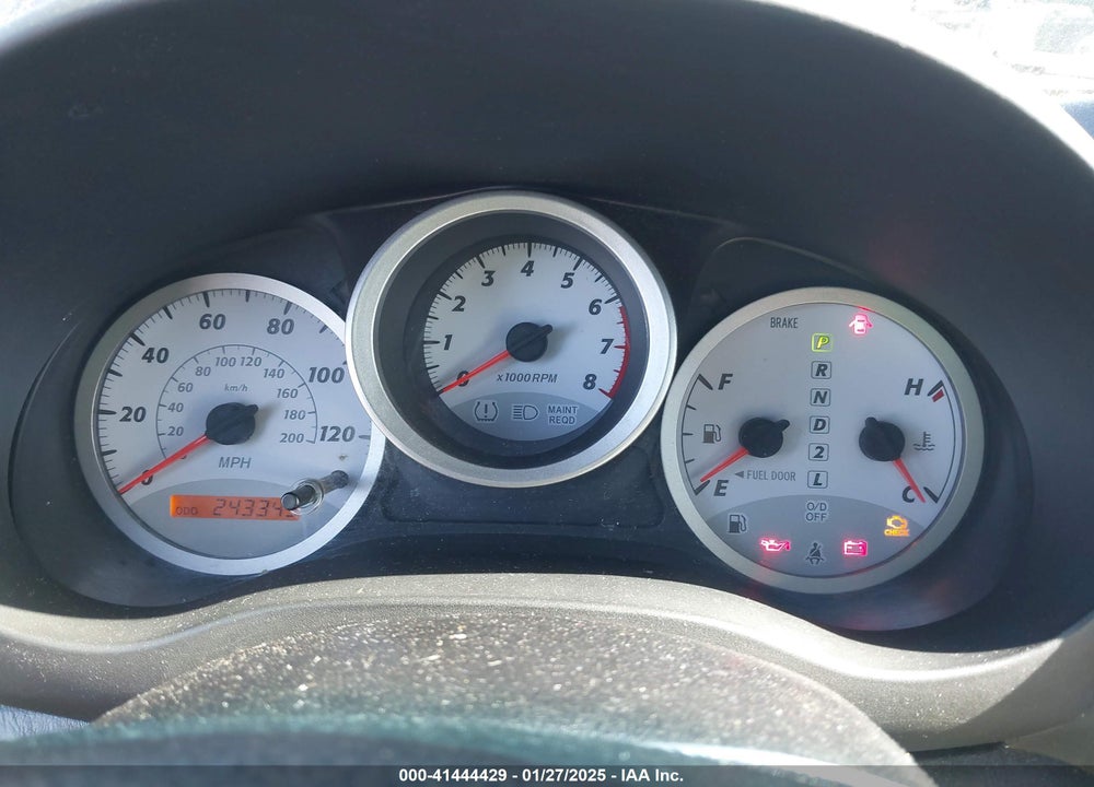 2005 TOYOTA RAV4 VIN: JTEGD20V750084136