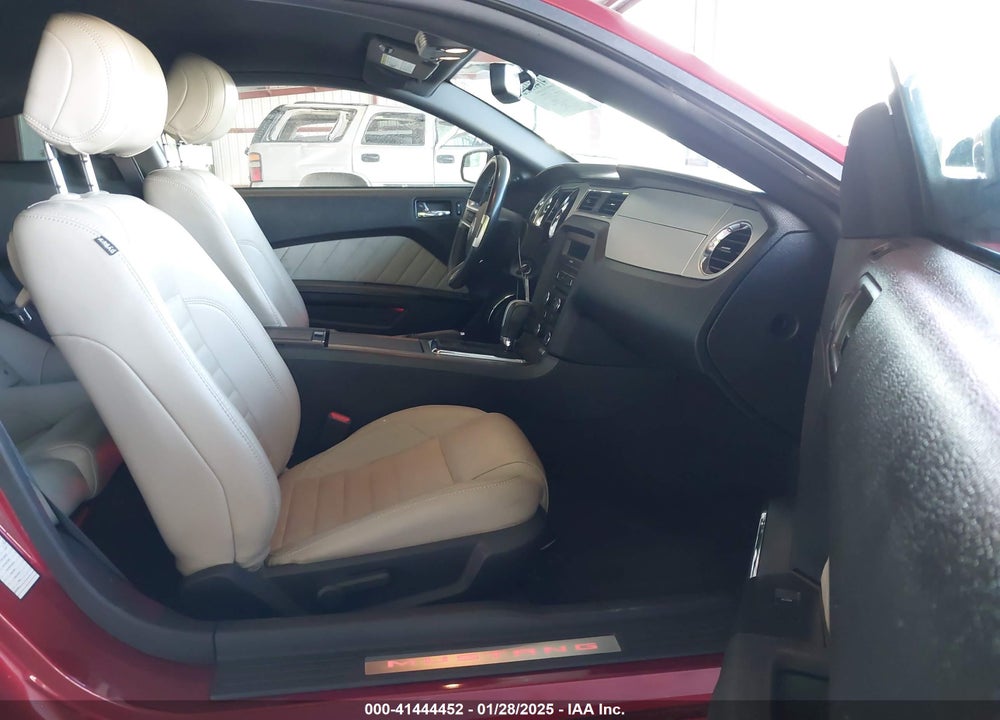 2014 FORD MUSTANG VIN: 1ZVBP8AM4E5289816