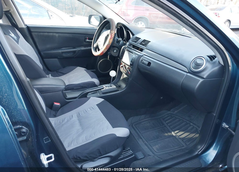 2007 MAZDA 3 S SPORT VIN: JM1BK123371669433