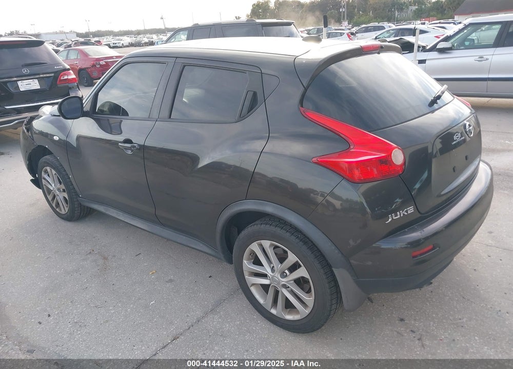 2011 NISSAN JUKE SV VIN: JN8AF5MR9BT017748