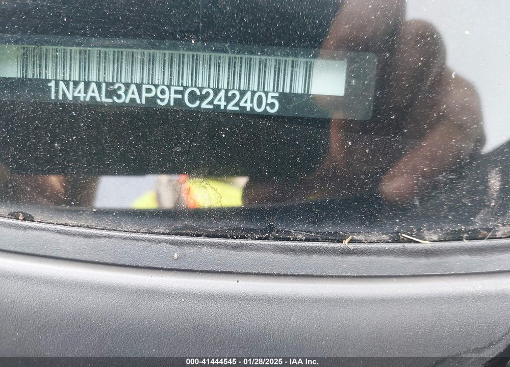 2015 NISSAN ALTIMA VIN: 1N4AL3AP9FC242405
