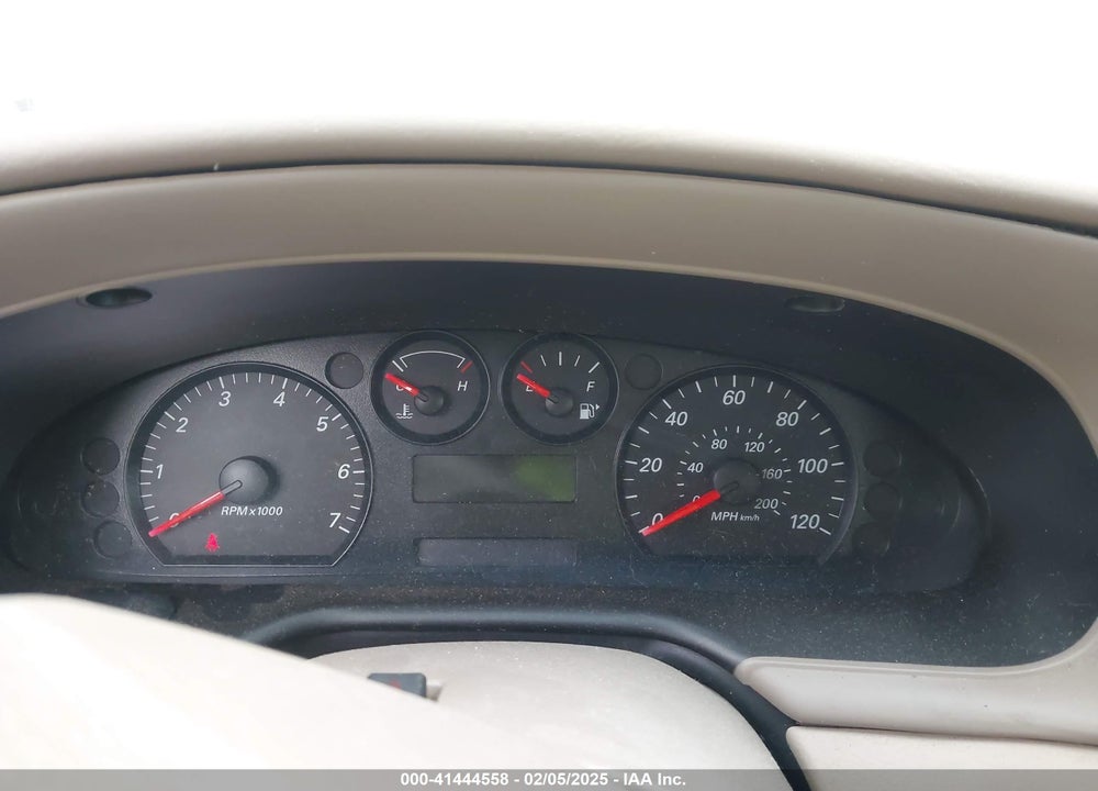 2007 FORD TAURUS SE VIN: 1FAFP53U57A134188