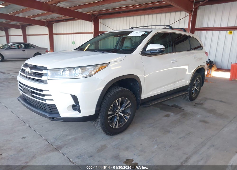 2019 TOYOTA HIGHLANDER LE VIN: 5TDBZRFH5KS734410