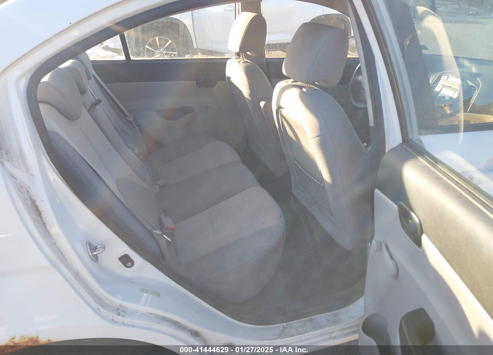 2011 HYUNDAI ACCENT VIN: KMHCN4AC4BU541834