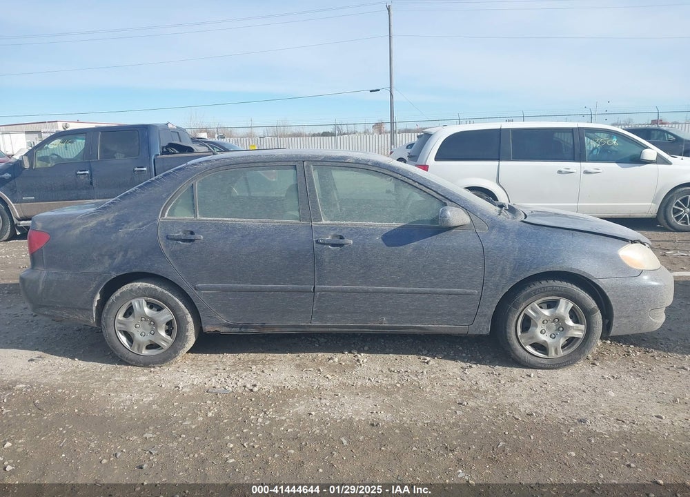 2007 TOYOTA COROLLA VIN: JTDBR32E070136129