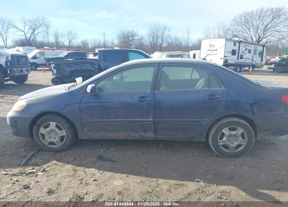 2007 TOYOTA COROLLA VIN: JTDBR32E070136129
