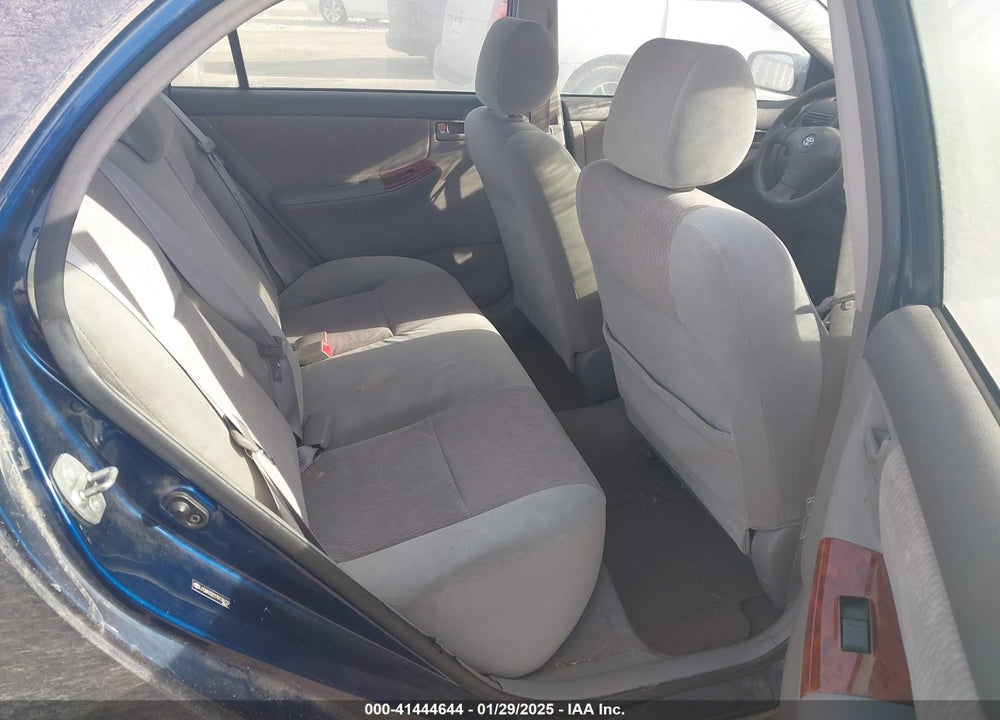 2007 TOYOTA COROLLA VIN: JTDBR32E070136129