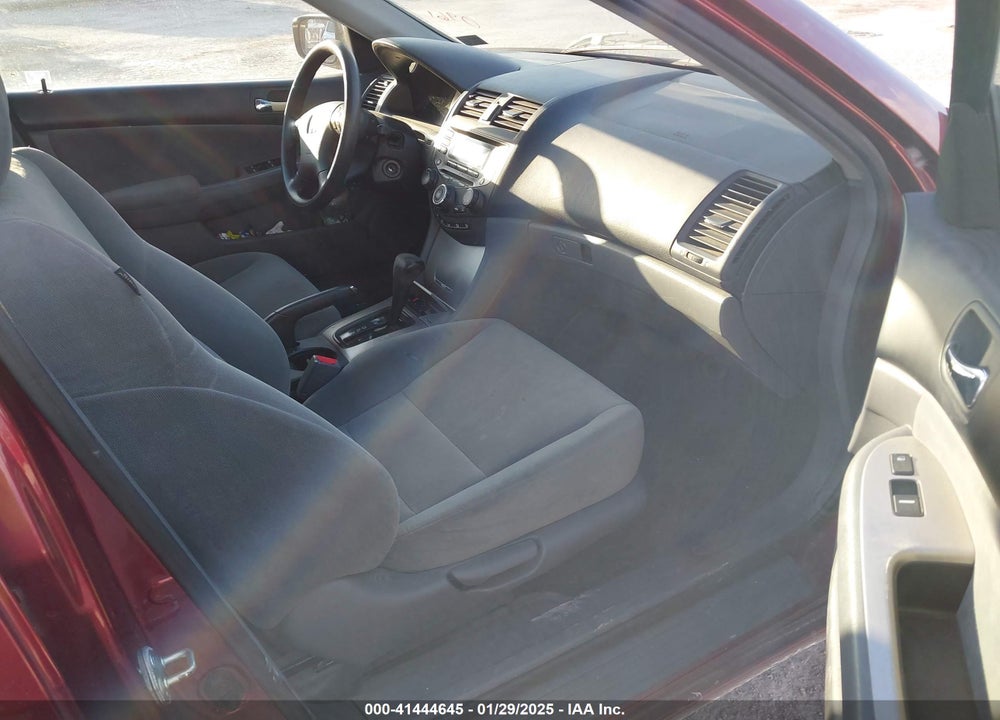 2005 HONDA ACCORD 2.4 EX VIN: 1HGCM56725A180961