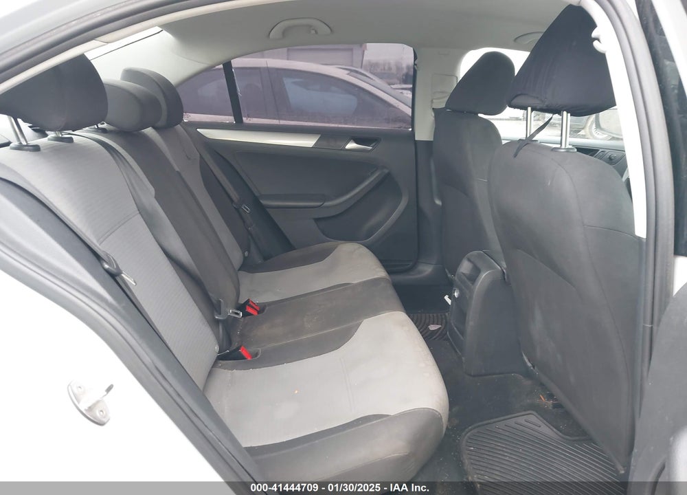 2017 VOLKSWAGEN JETTA VIN: 3VW2B7AJ5HM324151