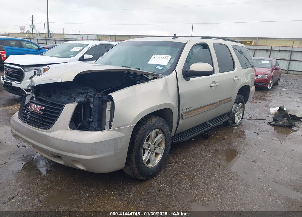 2011 GMC YUKON VIN: 1GKS1AE07BR116769