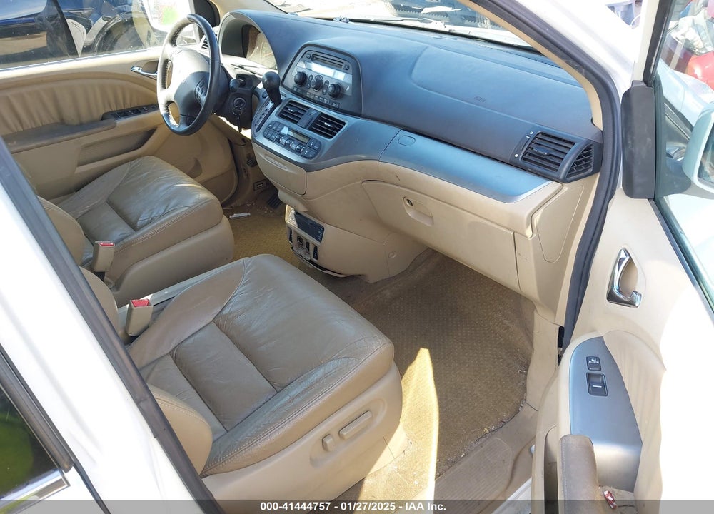 2010 HONDA ODYSSEY EX-L VIN: 5FNRL3H71AB006863