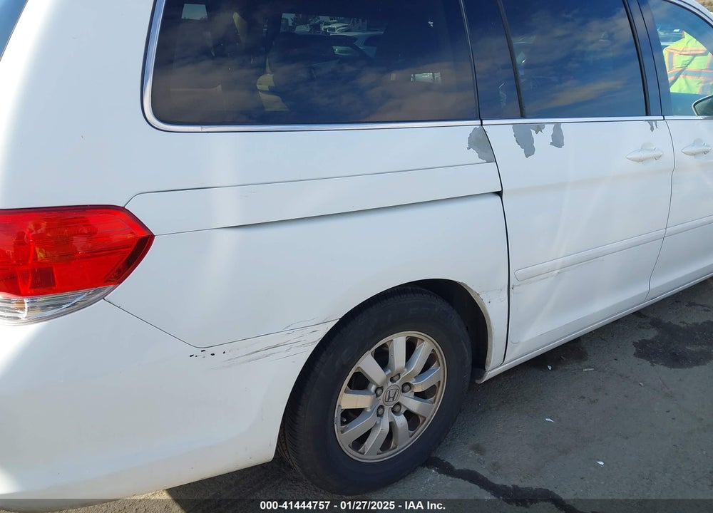 2010 HONDA ODYSSEY EX-L VIN: 5FNRL3H71AB006863