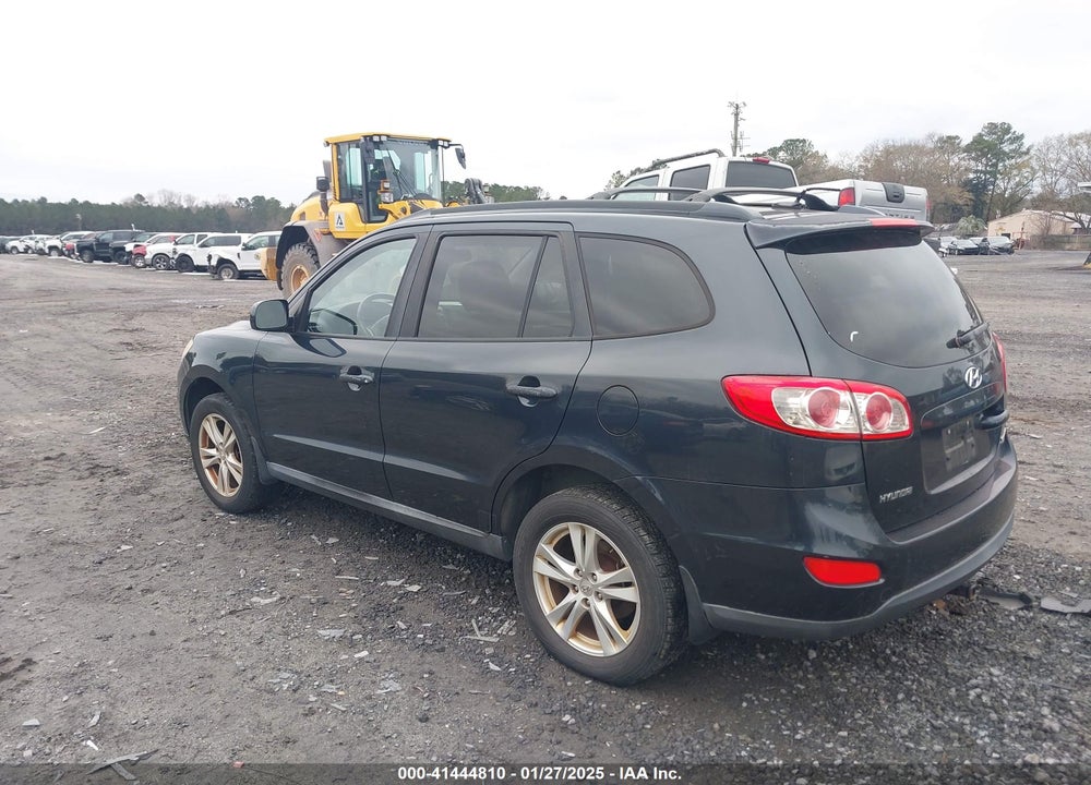 2010 HYUNDAI SANTA FE SE VIN: 5NMSHDAG8AH365158