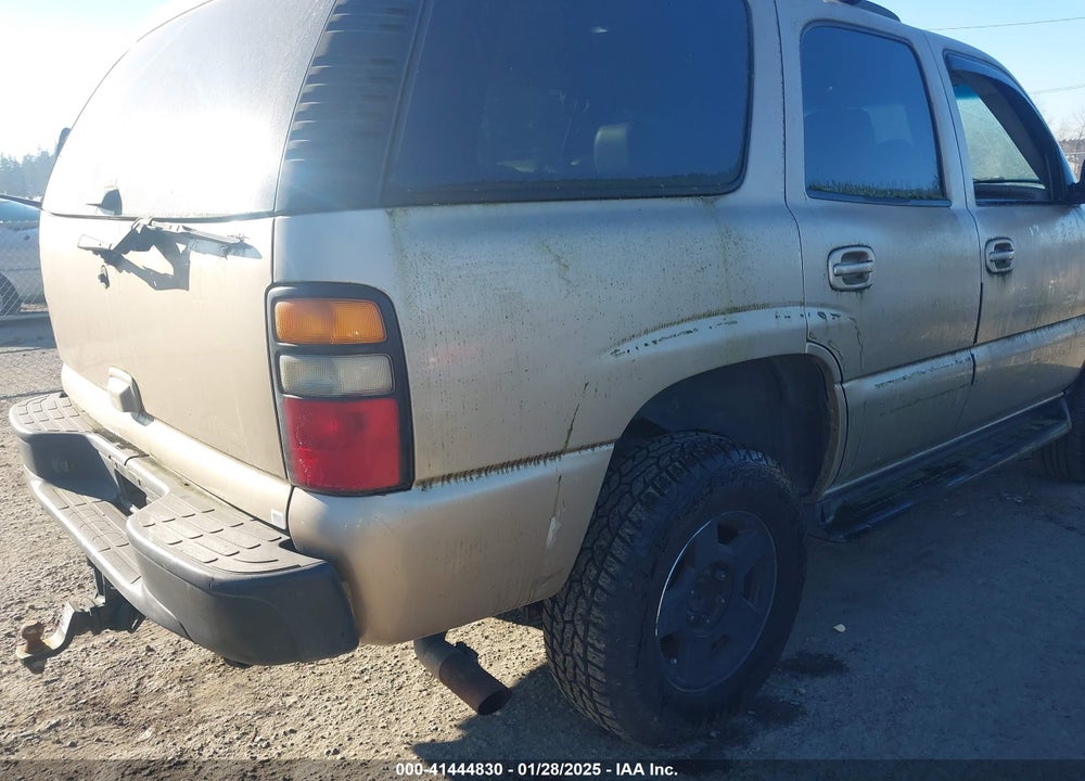 2005 CHEVROLET TAHOE LT VIN: 1GNEK13T65R240160