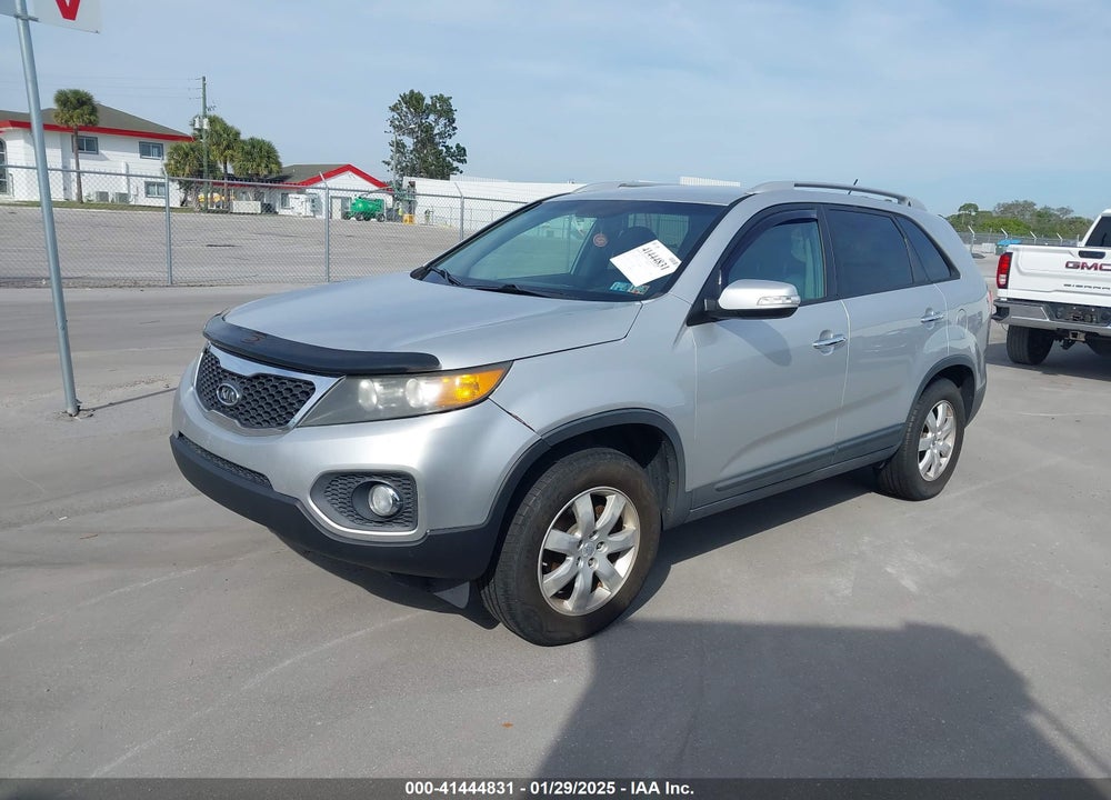 2012 KIA SORENTO LX VIN: 5XYKT4A64CG205216
