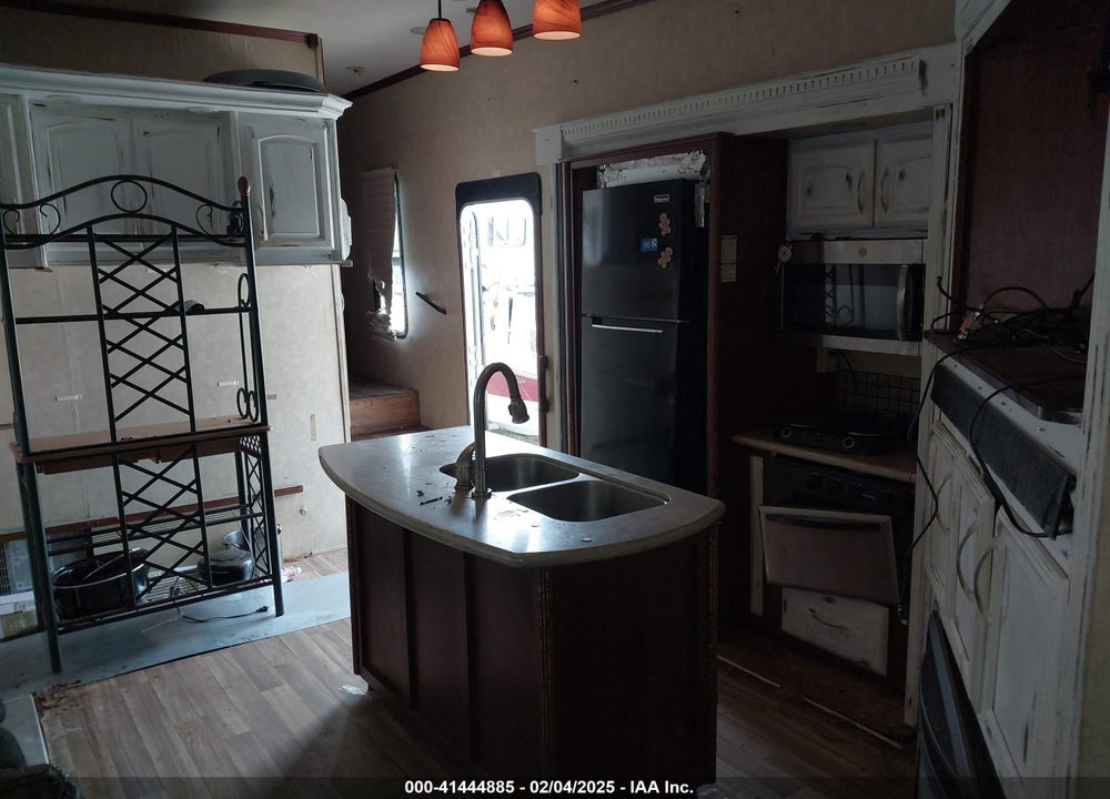 2014 PALOMINO BY FOREST R COLUMBUS FIFTH WHEEL VIN: 4X4FCMR22E6003011