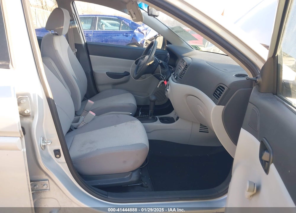 2010 HYUNDAI ACCENT VIN: KMHCN4AC8AU417175