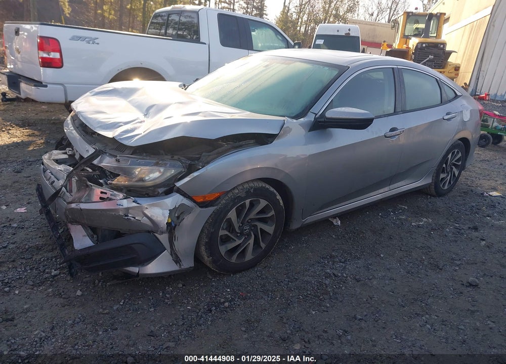 2017 HONDA CIVIC VIN: 19XFC2F74HE082111