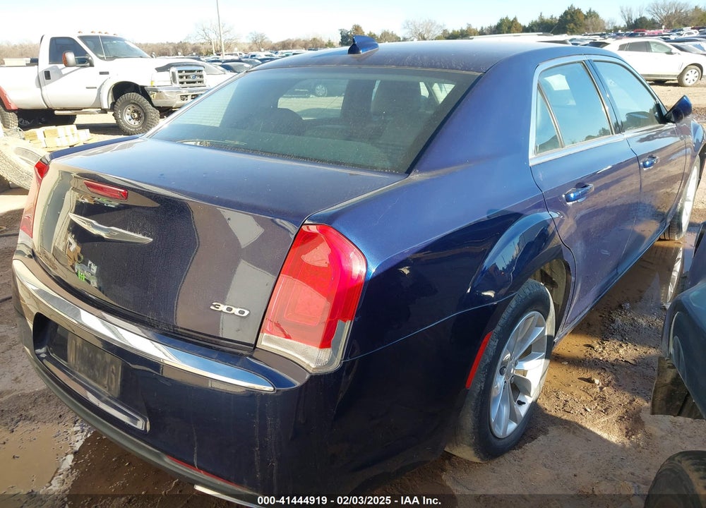 2015 CHRYSLER 300 VIN: 2C3CCAAG6FH769309