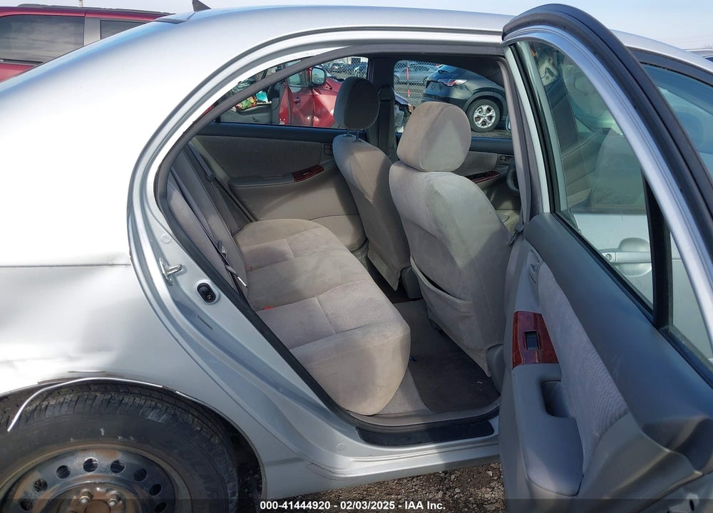 2005 TOYOTA COROLLA LE VIN: 2T1BR32E25C419568