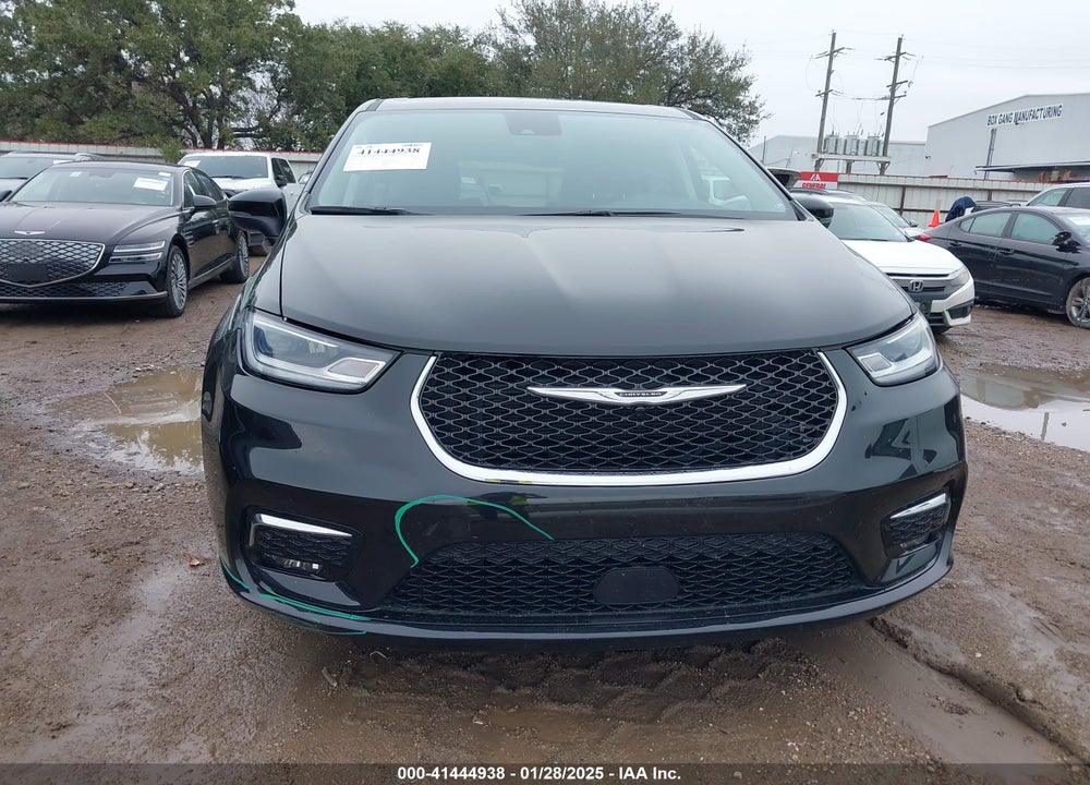 2023 CHRYSLER PACIFICA TOURING L VIN: 2C4RC1BG4PR578066