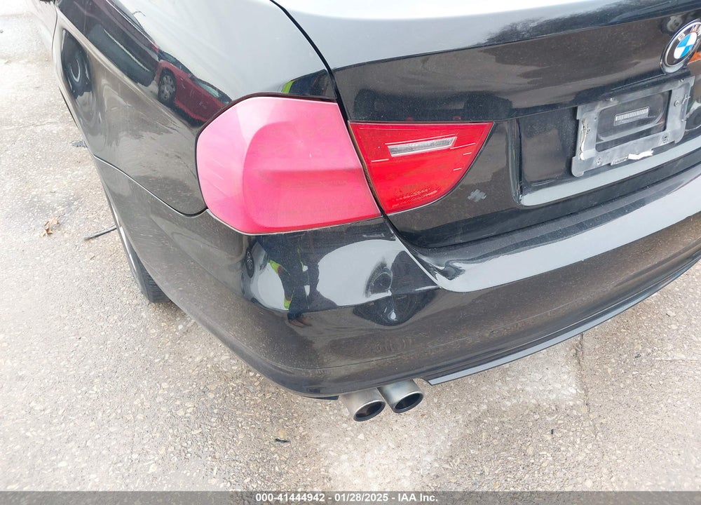 2010 BMW 328I VIN: WBAPH7G51ANM53367