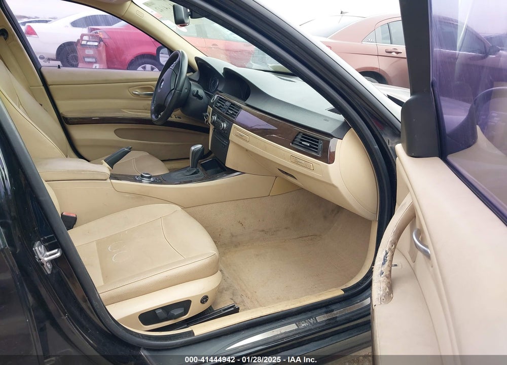 2010 BMW 328I VIN: WBAPH7G51ANM53367